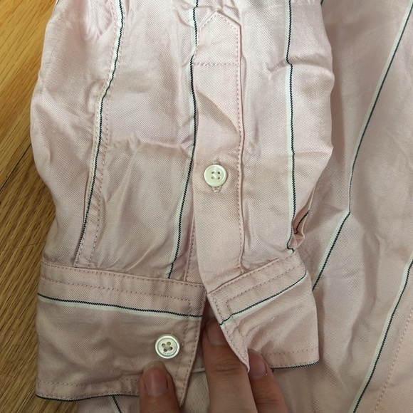 Aritzia Babaton‎ pink striped button down shirt - Picture 2 of 7